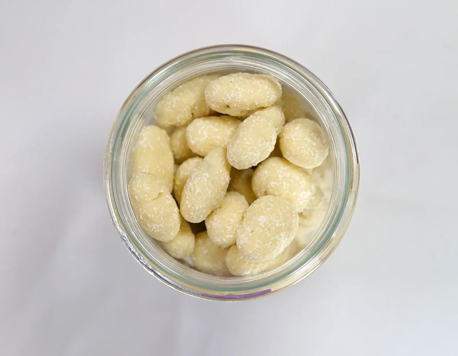 Mandle v bílé čokoládě a kokosu - FitMar.cz